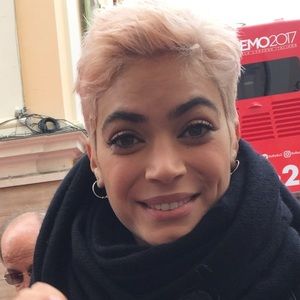 Meet your Posher, Irina